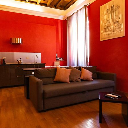 LivinRome Barberini Apt Exterior foto